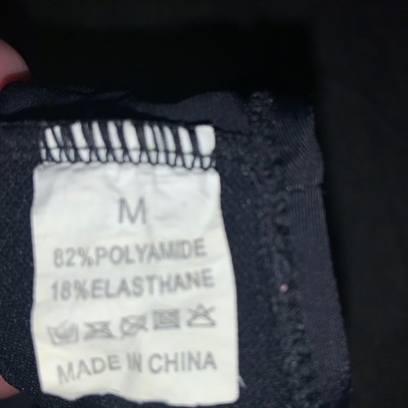 One piece swim suit - Picture 3 of 3